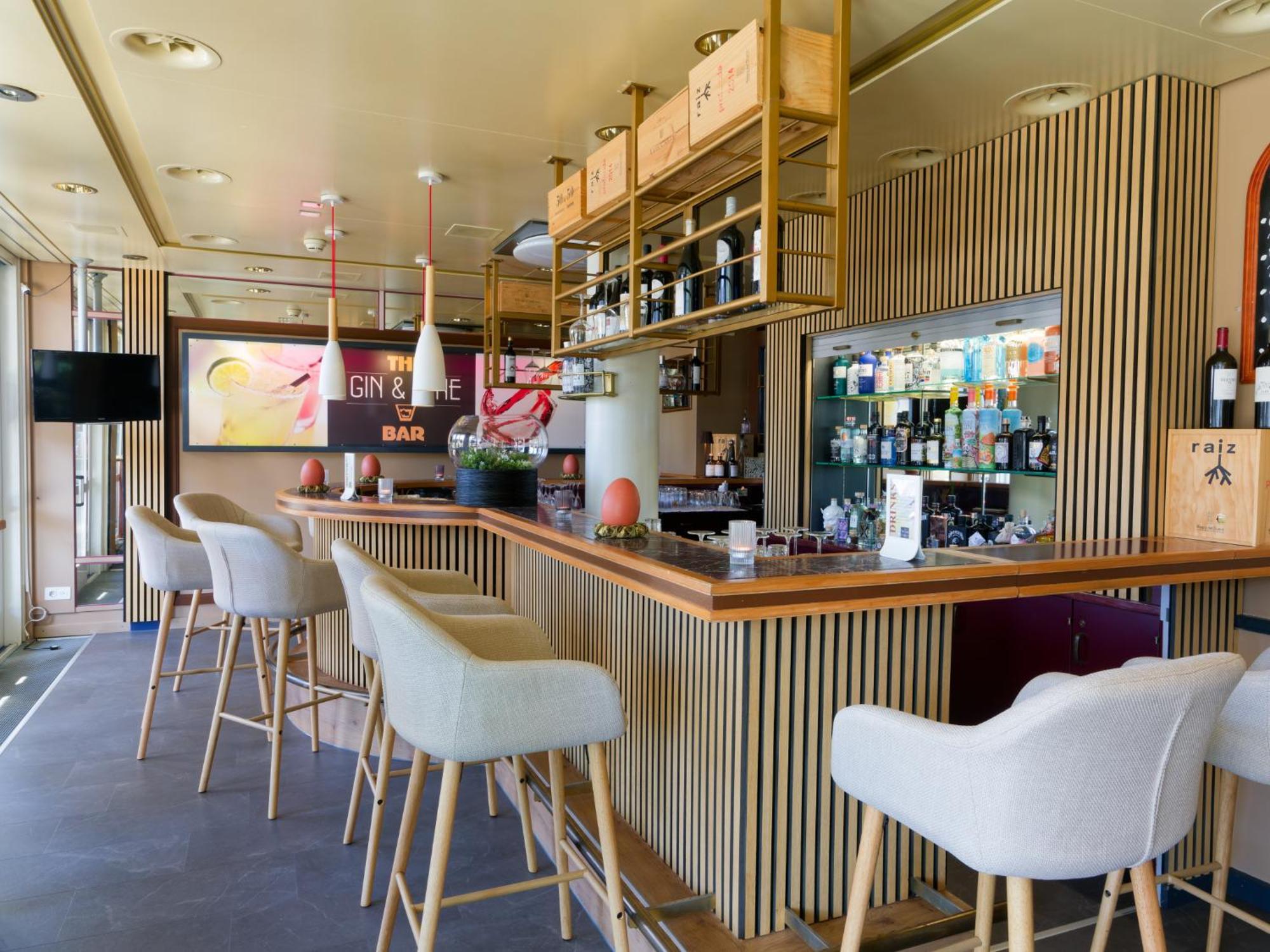 Seehotel Riviera At Lake Lucerne Gersau Esterno foto