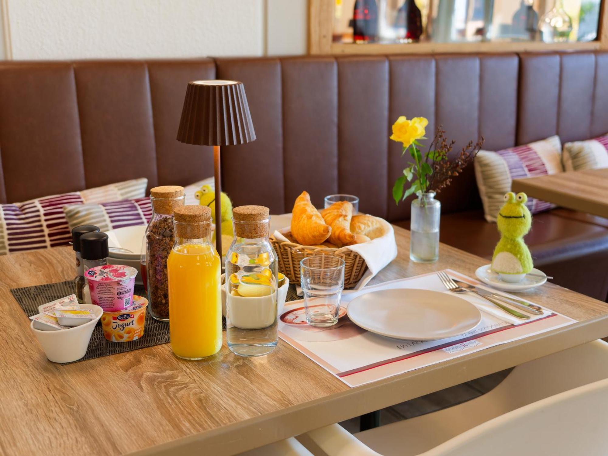 Seehotel Riviera At Lake Lucerne Gersau Esterno foto